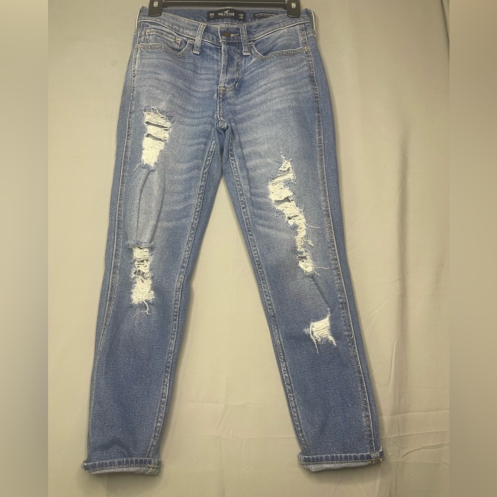 Hollister Low Rise Cropped Boyfriend Jeans